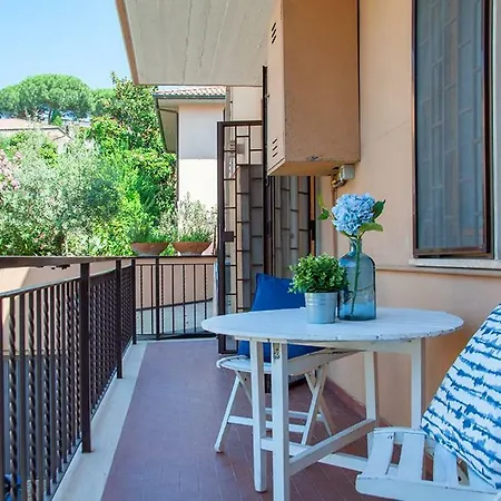 Olympic Bed & Breakfast 4*